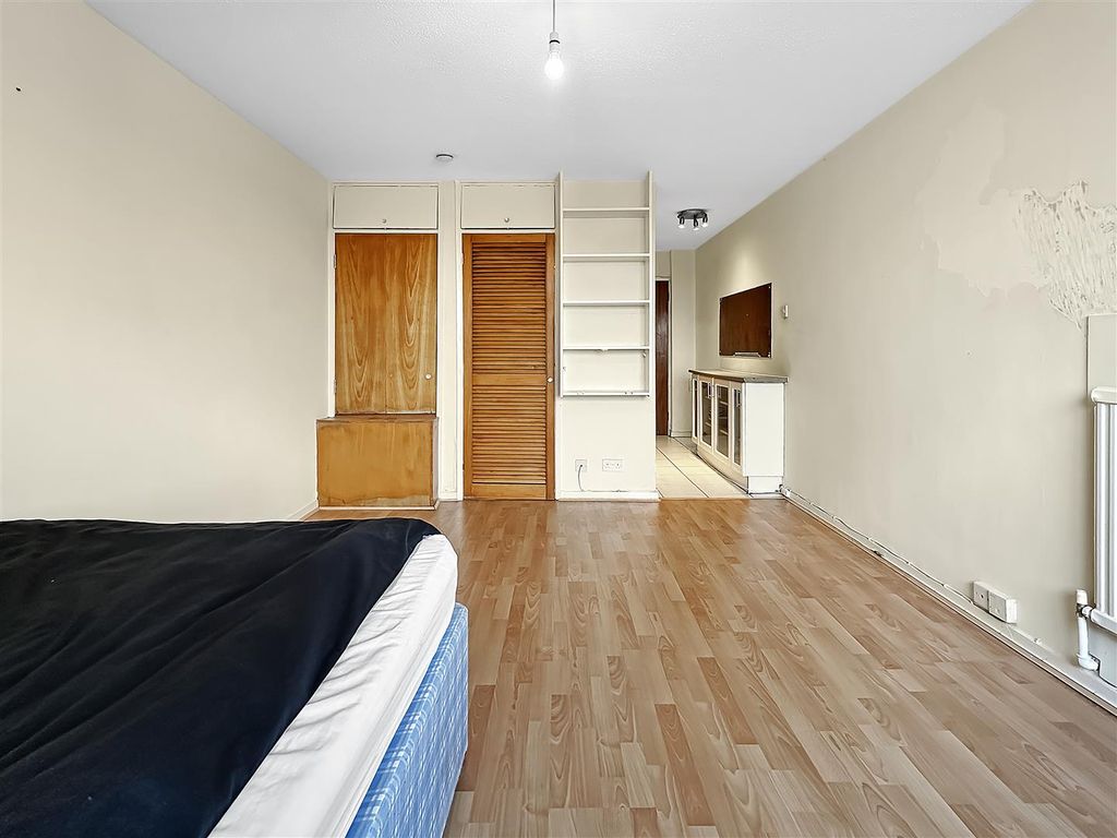 Property photo 3 of 7 Img (2).Jpg