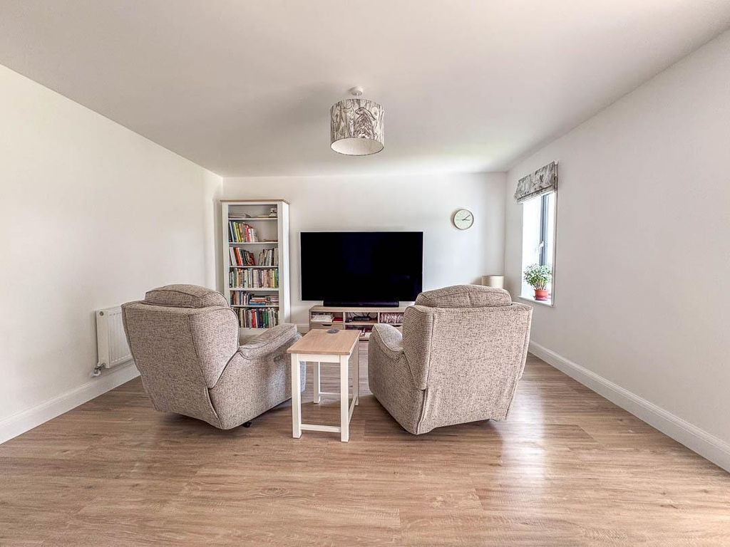 Property photo 3 of 24 32 Shimmin Road, Ballasalla (34).Jpg