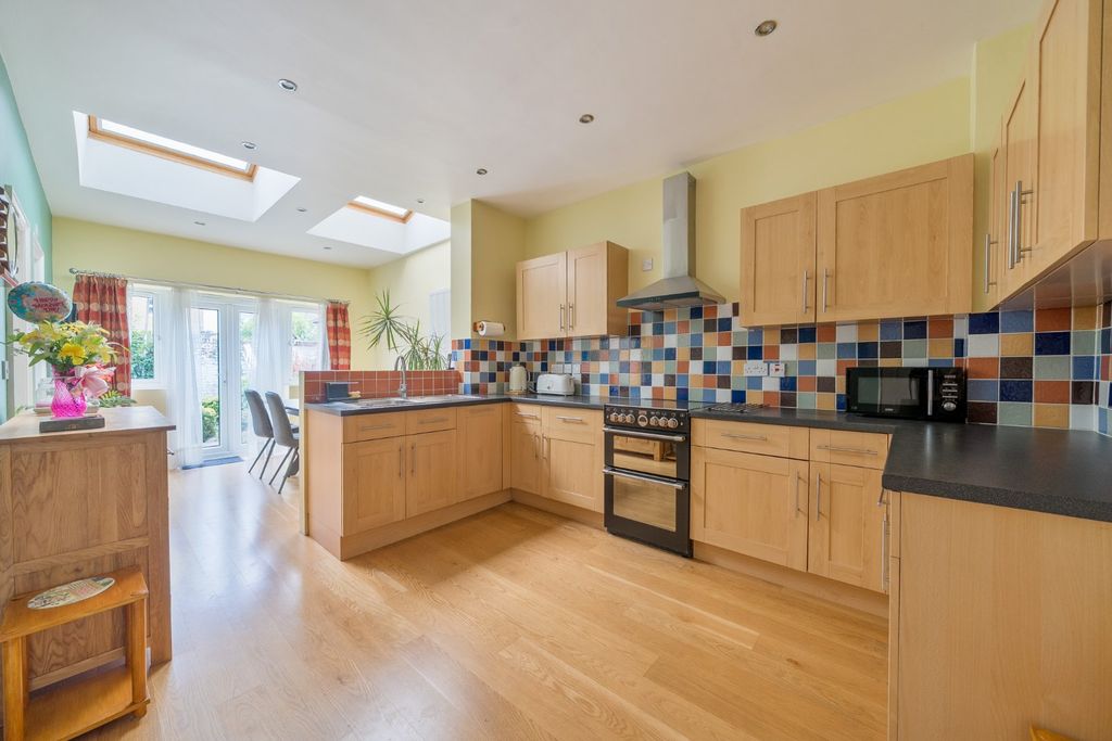 Property photo 2 of 11 Picture No. 09