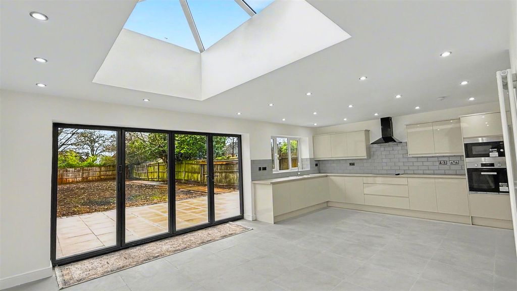 Property photo 2 of 26 Img_7486.Jpeg