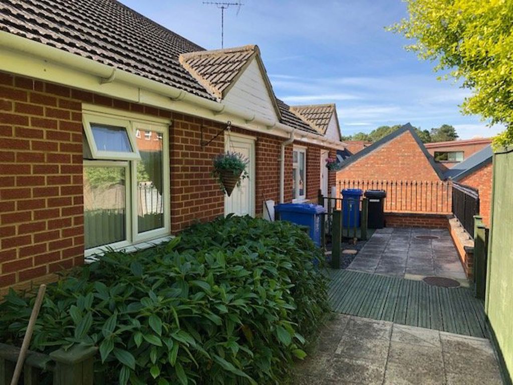 Property photo 1 of 5