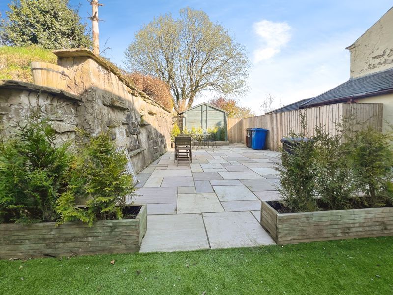 Property photo 2 of 21 Garden