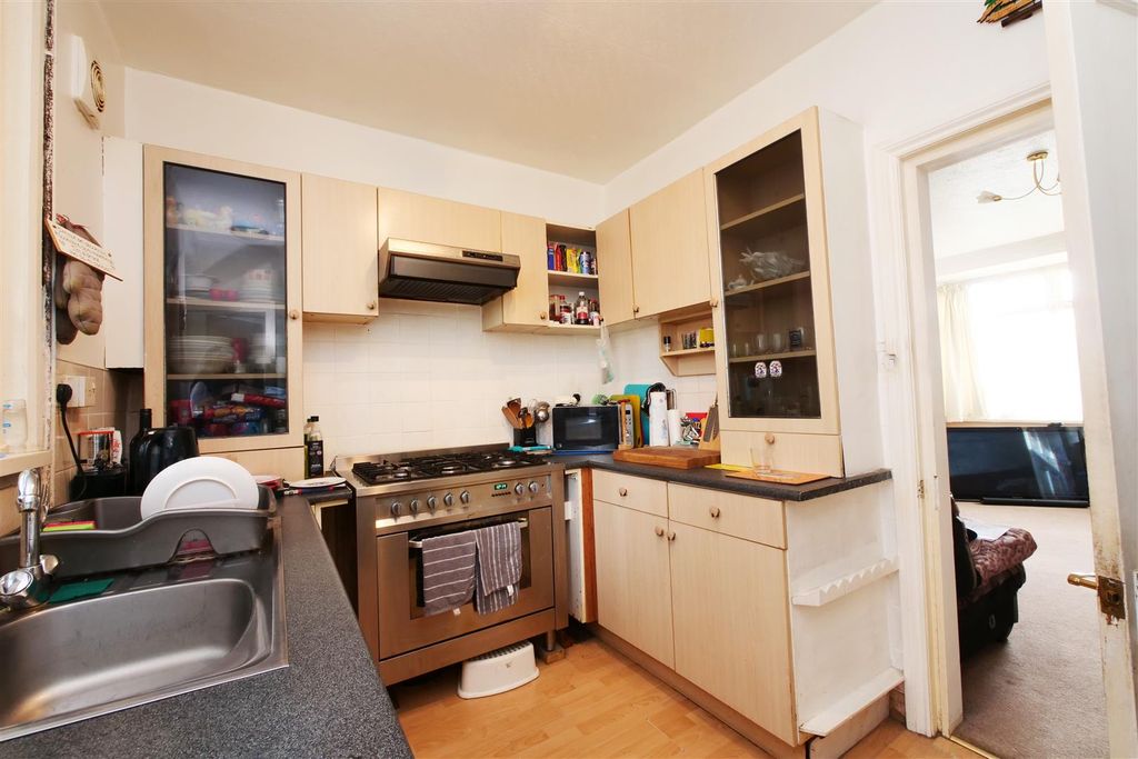 Property photo 2 of 12 Pnmb1150.Jpg