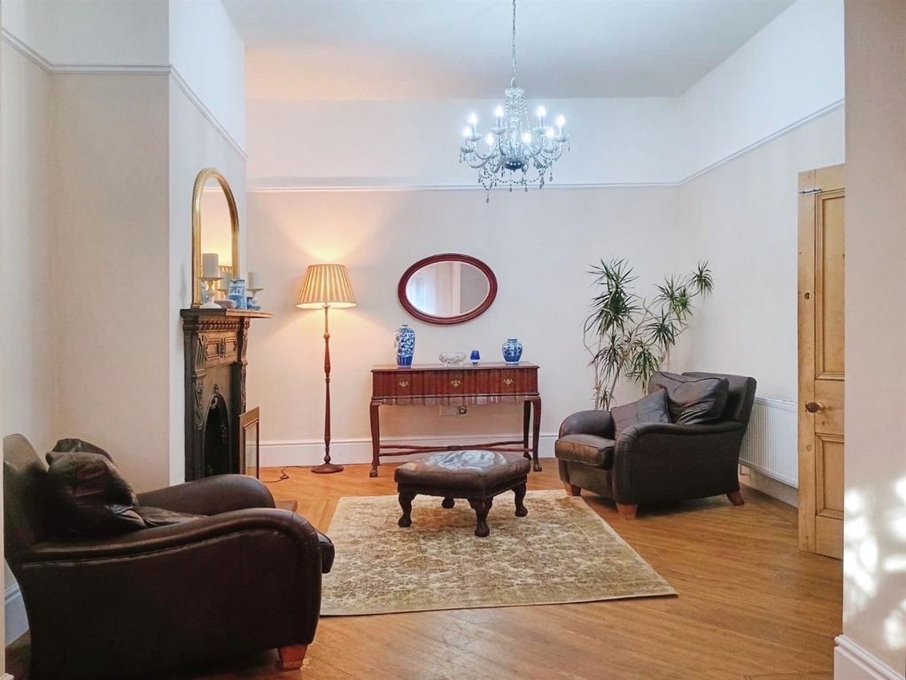 Property photo 2 of 50 Img_0981.Jpeg