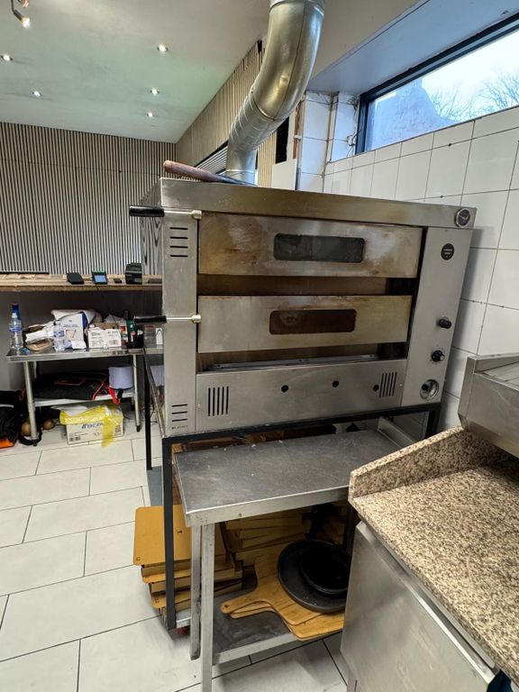 Property photo 3 of 5