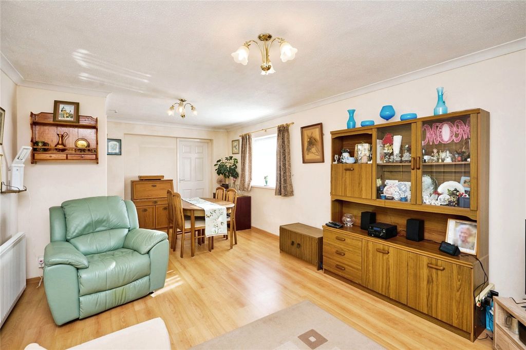 Property photo 3 of 15 Picture No. 10