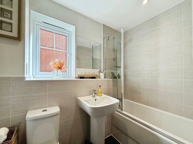 Property photo 3 of 15 Picture No. 01