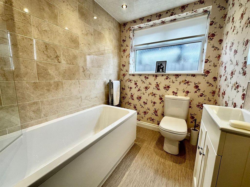Additional image 11 of 2 bed detached bungalow for saleParkgate, Knutsford WA16