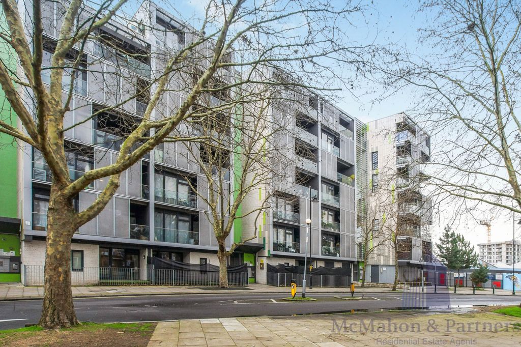 Property photo 2 of 15