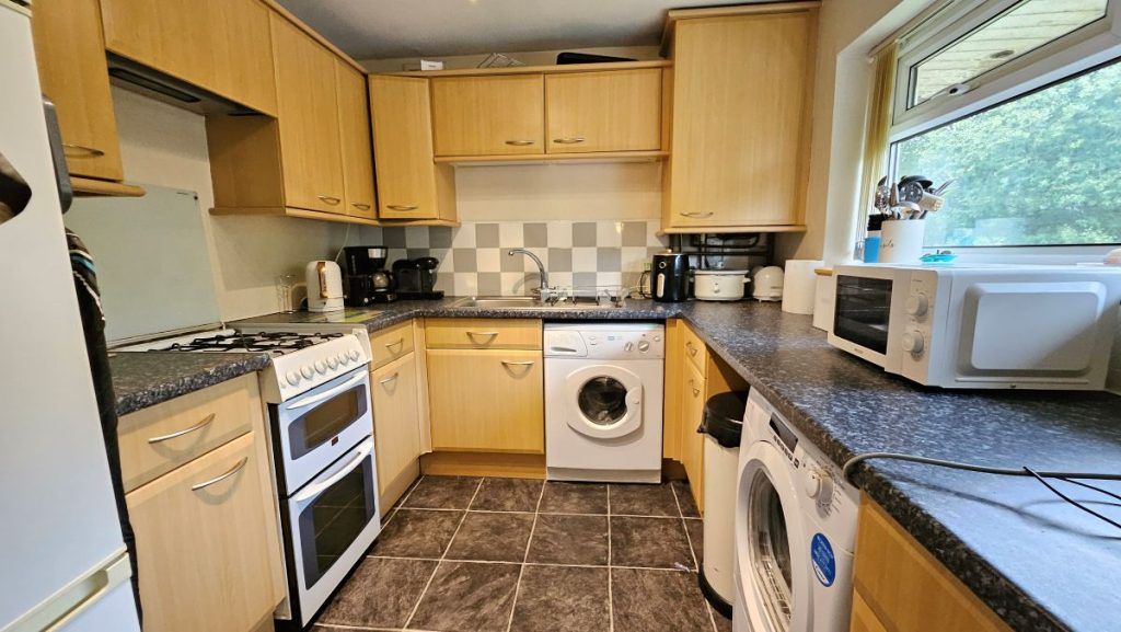 Property photo 3 of 11 3