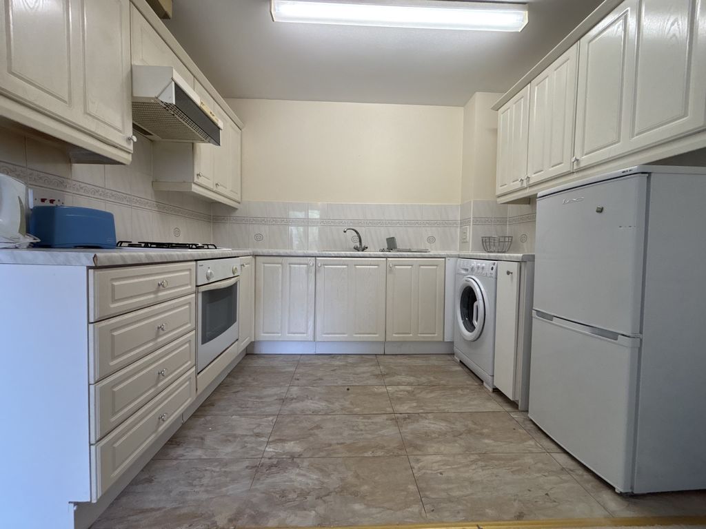 Property photo 3 of 6 Img_4954