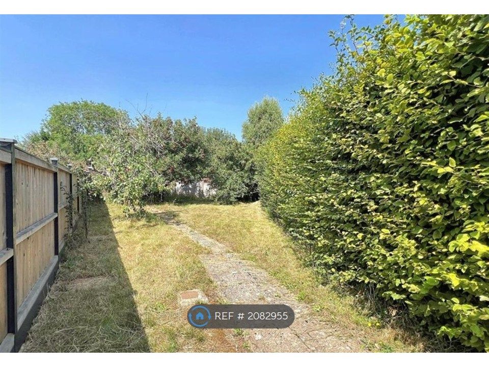 Property photo 2 of 3