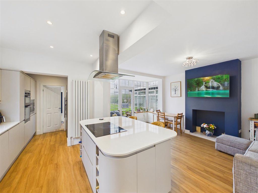 Property photo 3 of 21 Open Plan Living Kitchen