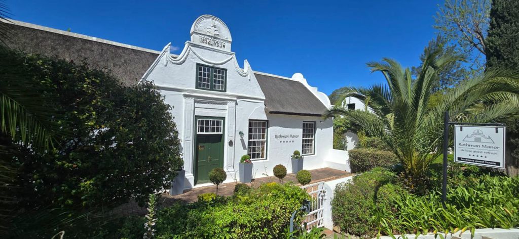 Property photo 1 of 45 Manor House