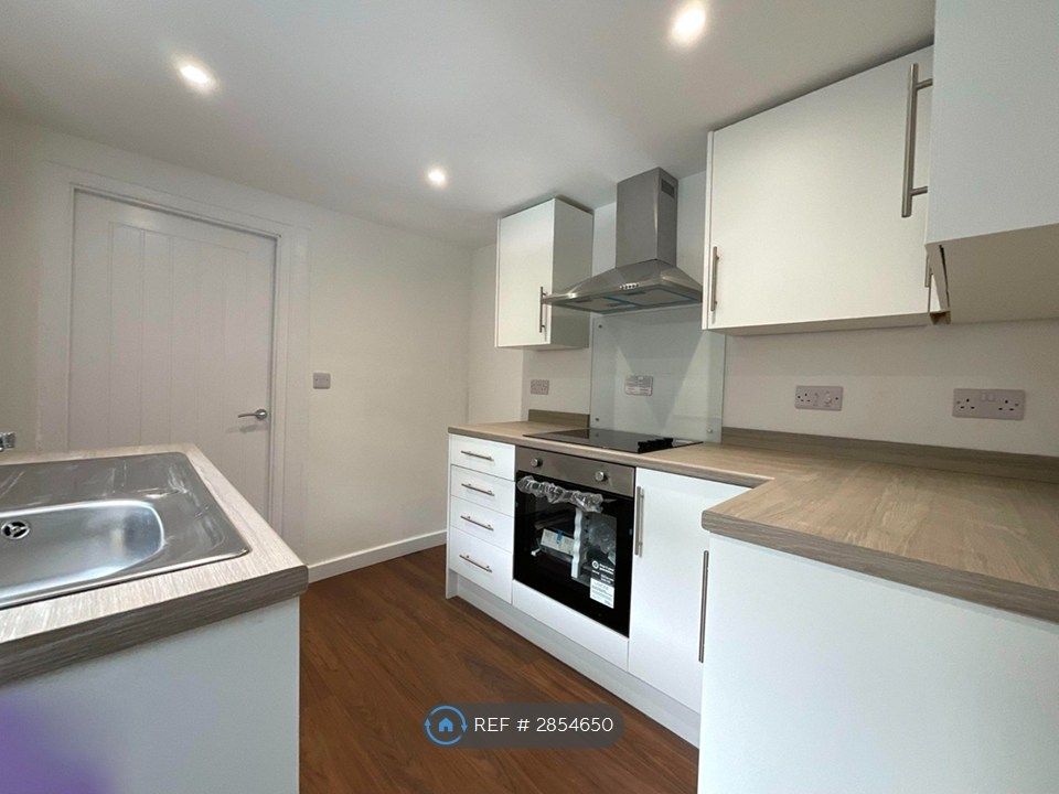 Property photo 2 of 3