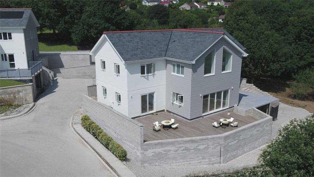 Property photo 1 of 18 Plot 6
