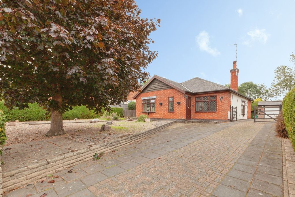 Property photo 1 of 15 Front
