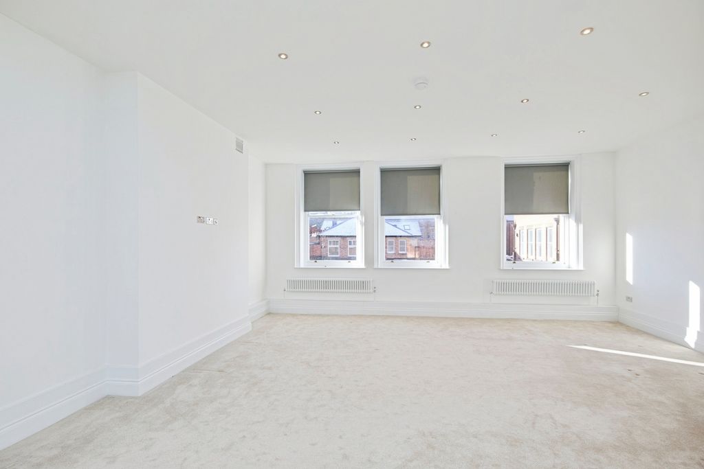 Additional image 20 of 2 bed flat for saleSt. Marys Gate, Derby, Derbyshire DE1