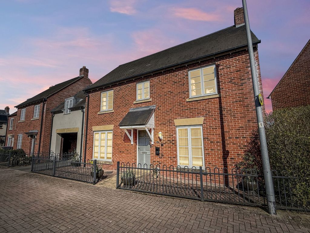 Property photo 1 of 22