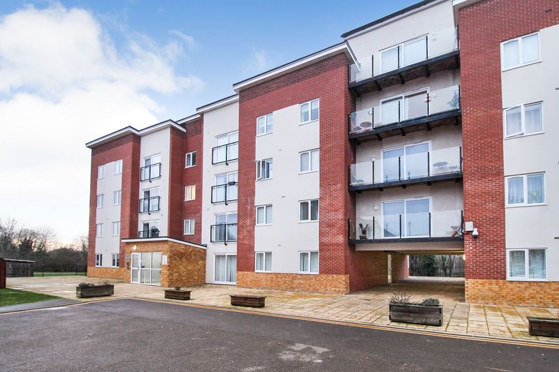 Property photo 1 of 7 Front