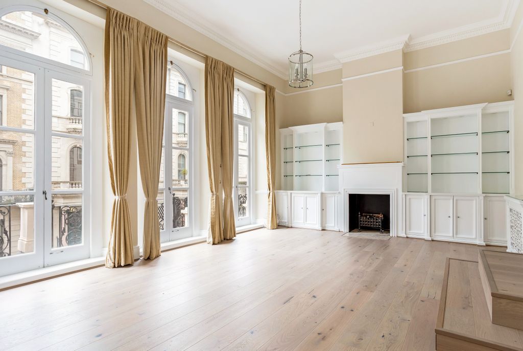 Property photo 1 of 14 1