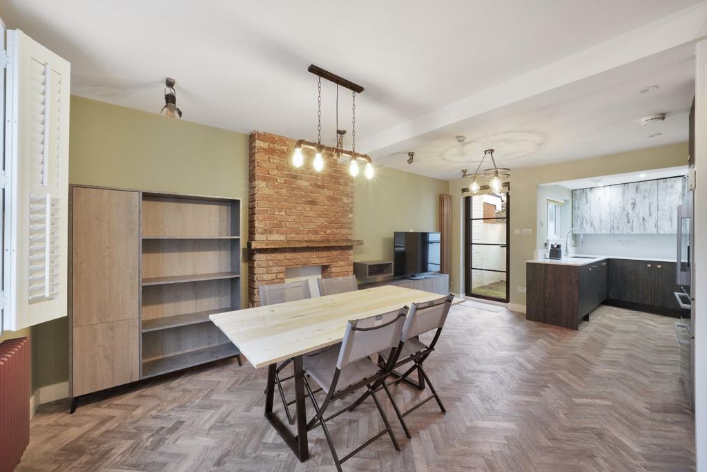 Property photo 2 of 14 1 (11).Jpg