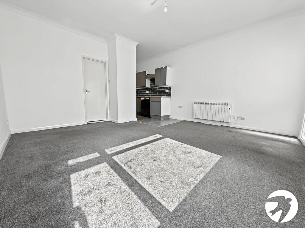 Property photo 3 of 10 Picture No. 07