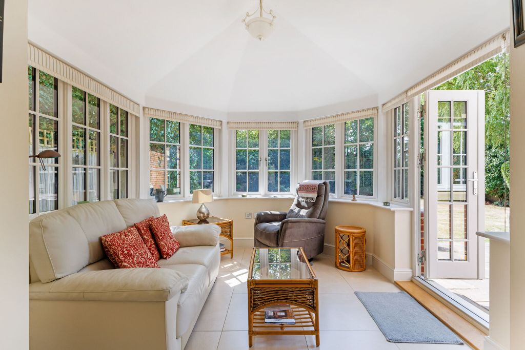 Property photo 3 of 21