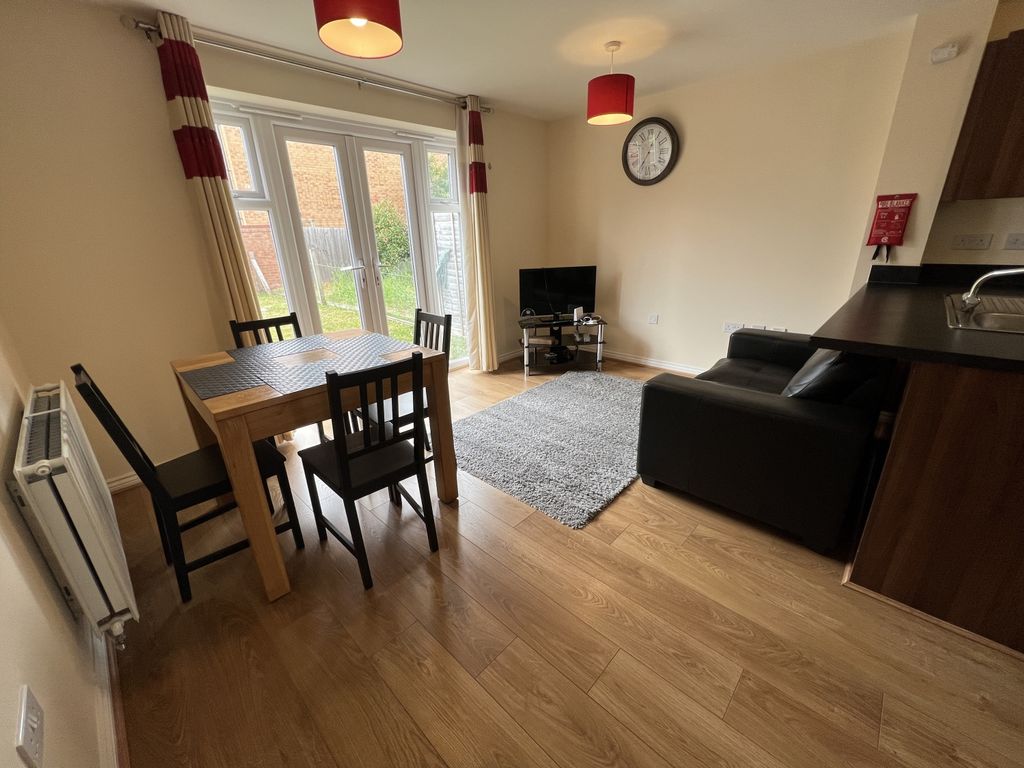 Property photo 2 of 9 Lounge