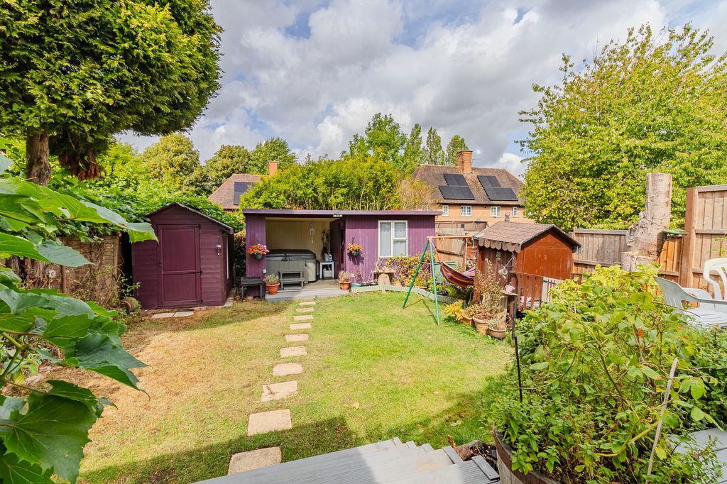Property photo 2 of 19