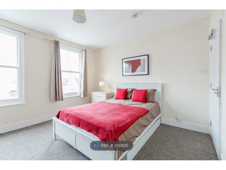 Property photo 1 of 11 Room 4 - Available On 2nd December (£775)