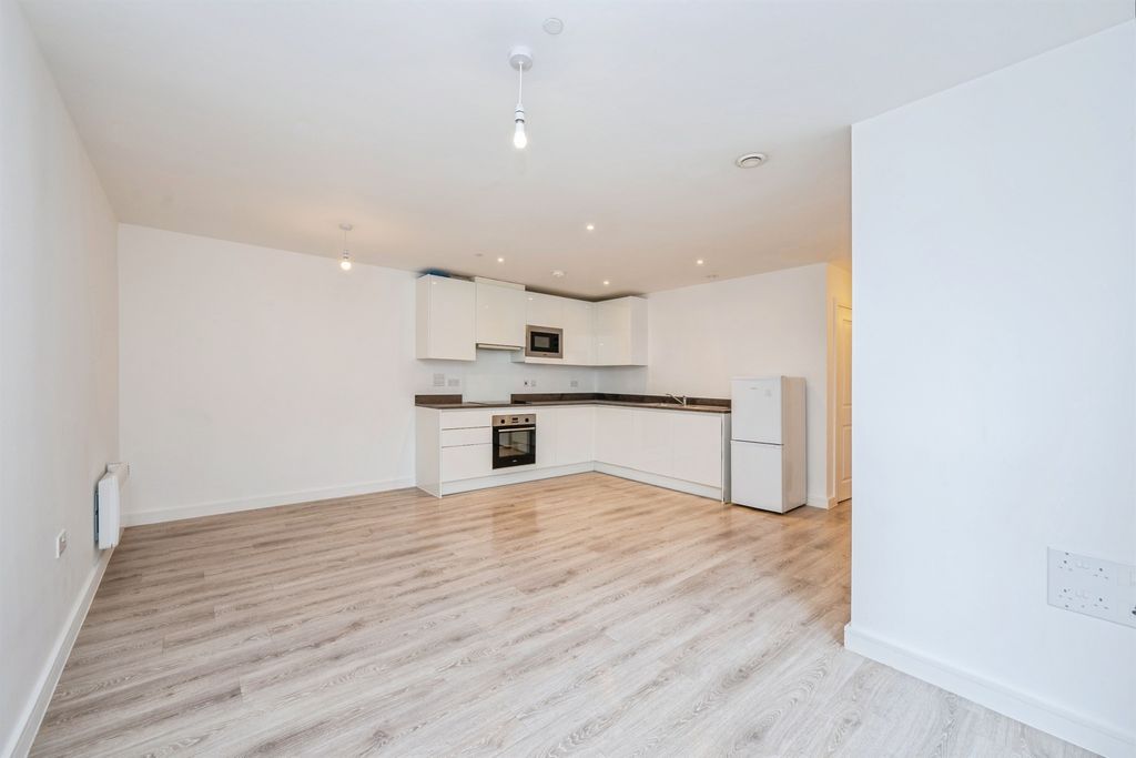 Additional image 5 of 2 bed flat for saleErasmus Drive, Derby DE1
