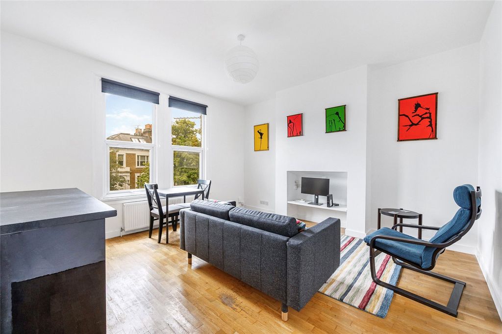 Property photo 1 of 11 Reception Room