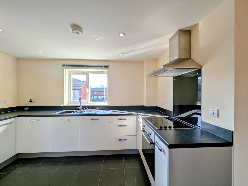 Property photo 2 of 14 Open Plan Living
