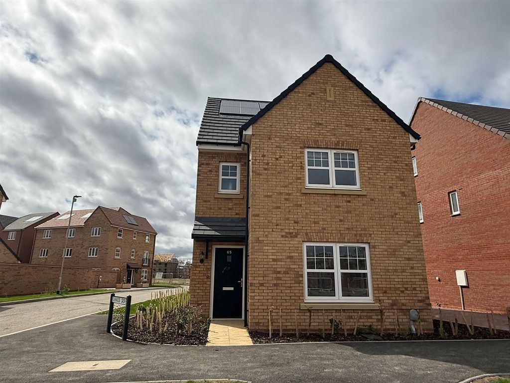 Property photo 2 of 26 6493F0A0-954E-4F9d-A6Dd-0A2869763973.Jpg