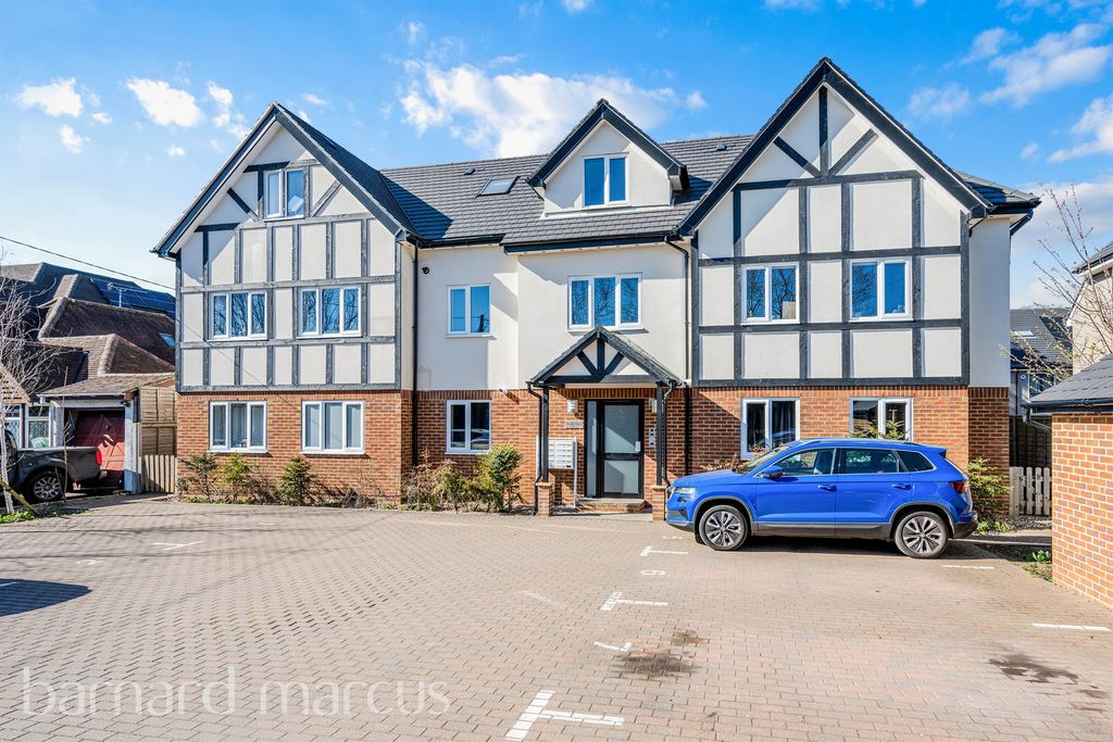 Property photo 1 of 14