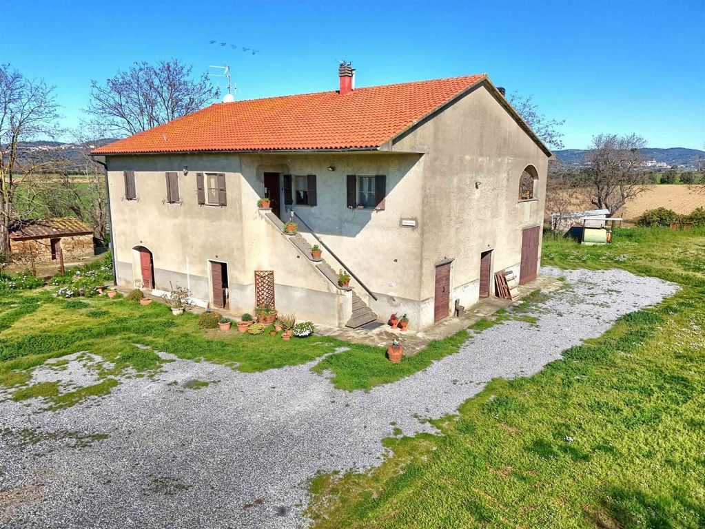 Property photo 1 of 8
