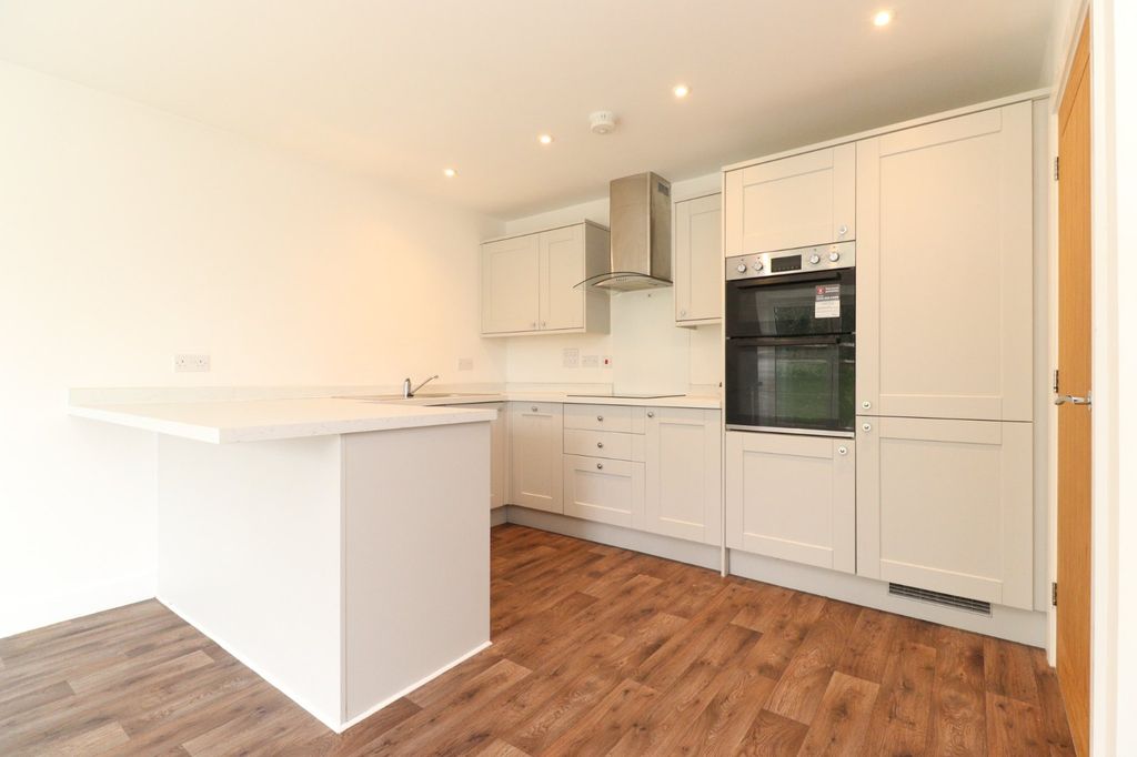 Property photo 3 of 9 Picture 3