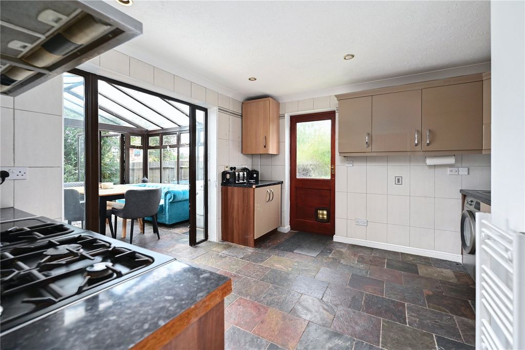 Property photo 3 of 19 Picture No. 09