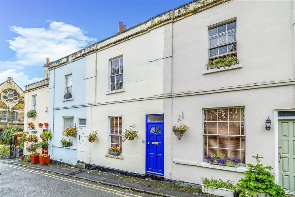 Property photo 1 of 14