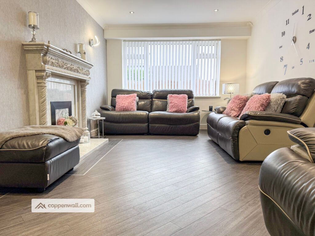 Property photo 3 of 44