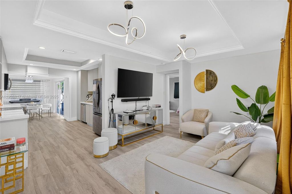 Property photo 2 of 44 <Alttext/>