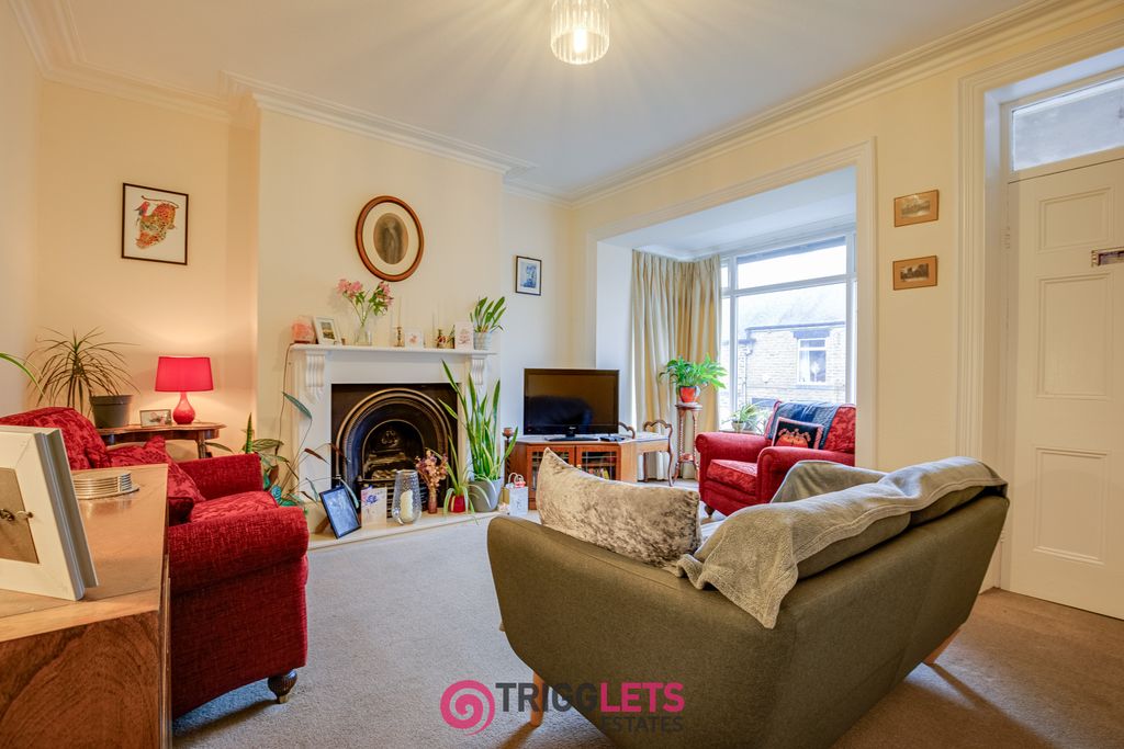 Property photo 2 of 22