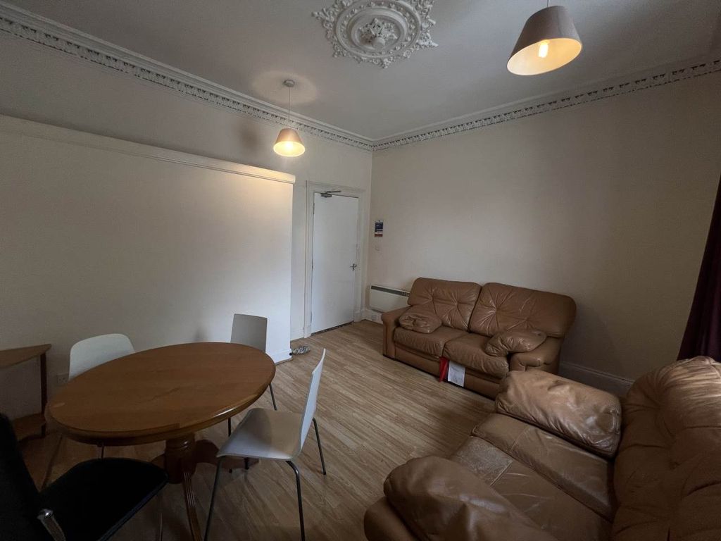 Property photo 2 of 18 Img_1083