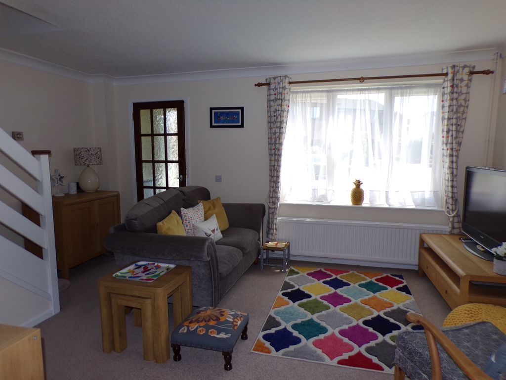 Property photo 3 of 12