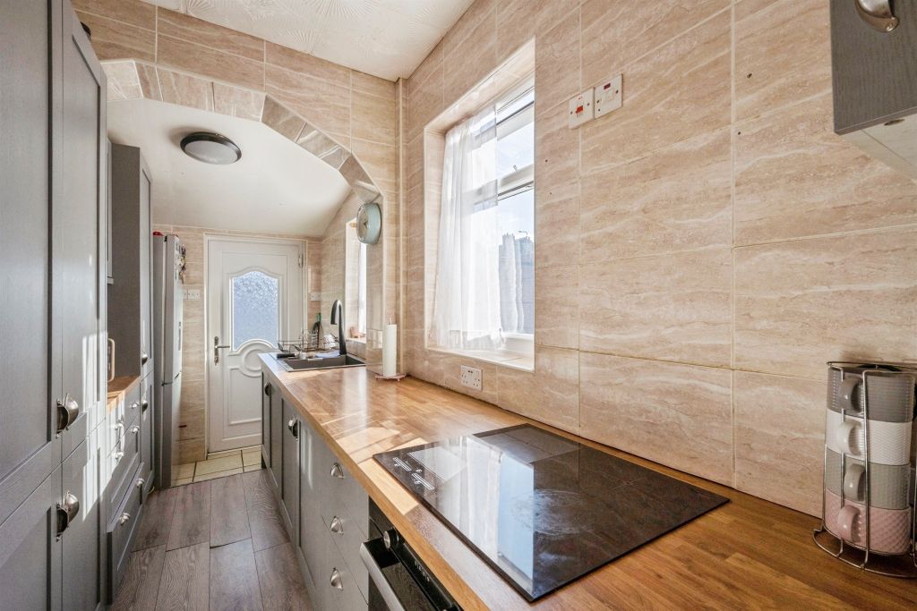 Property photo 3 of 15