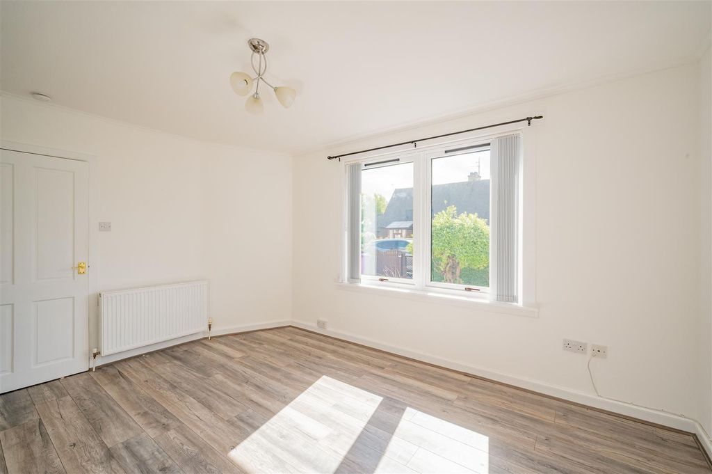 Property photo 2 of 23 13 Durie Street Edzell-8.Jpg