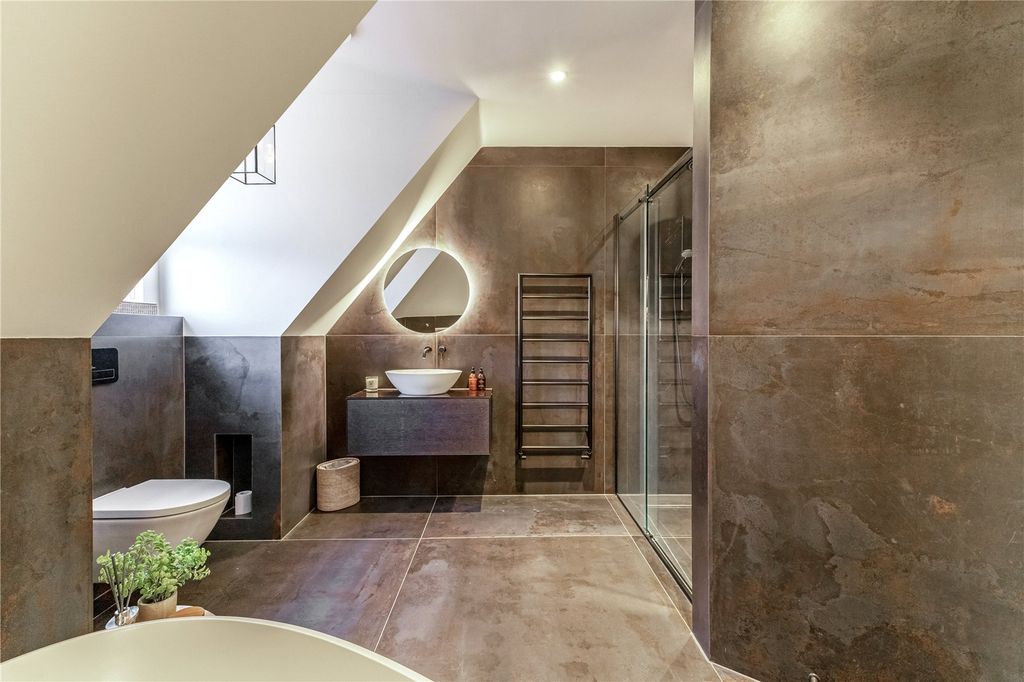 Additional image 18 of 6 bed detached house for saleAlderton Hill, Loughton, Essex IG10