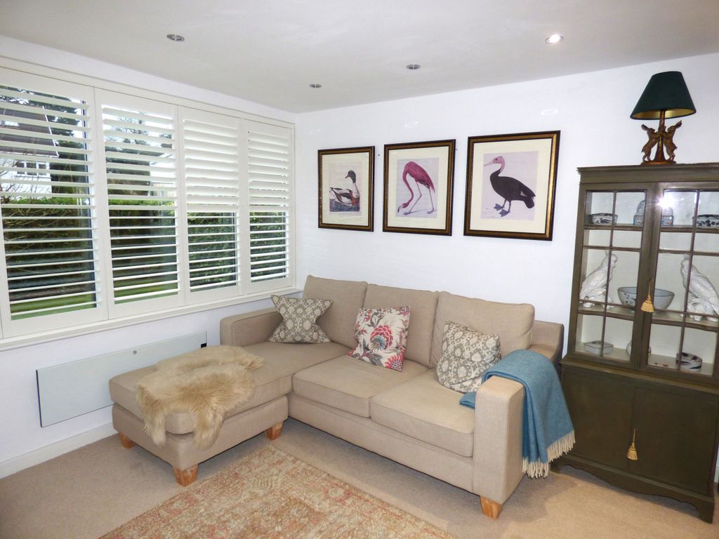 Property photo 3 of 8 Image 3