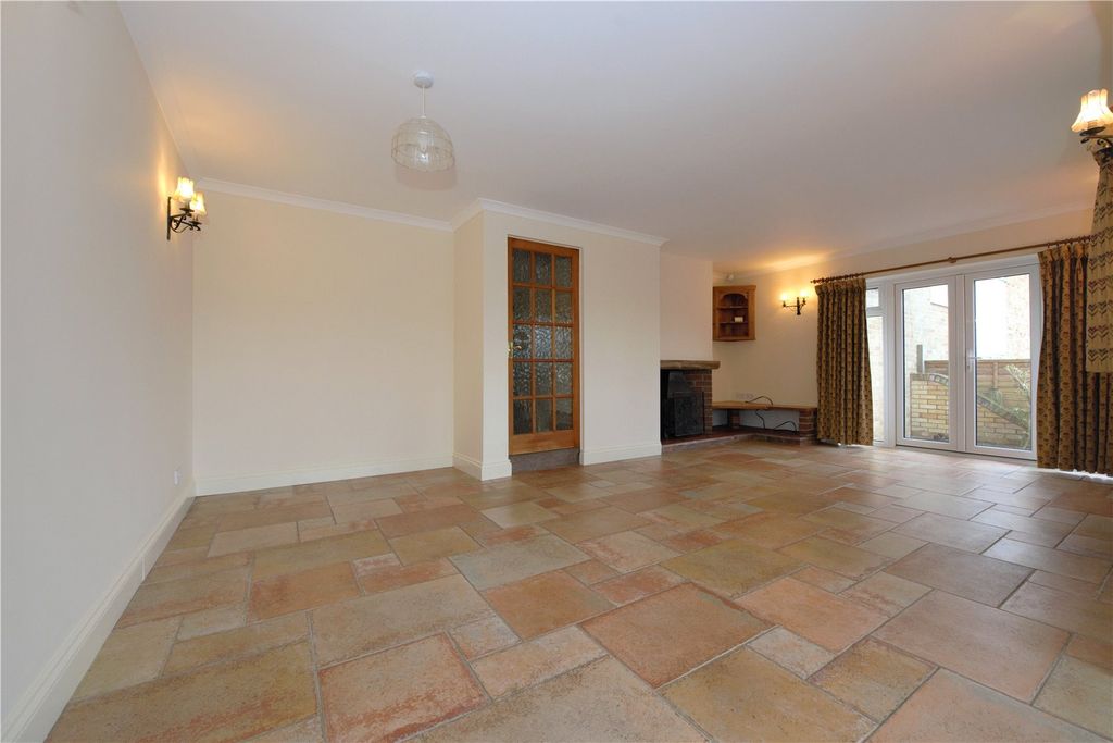 Property photo 2 of 15 Picture No. 08